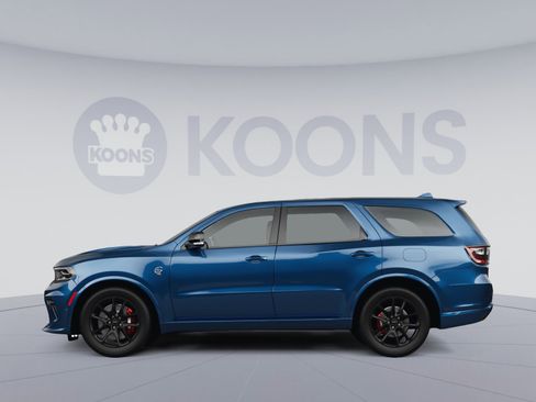 Used 2024 Dodge Durango GT image 2