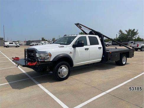 Used 2024 RAM 5500 Tradesman w/ Chrome Appearance Group AWD/4WD image 1