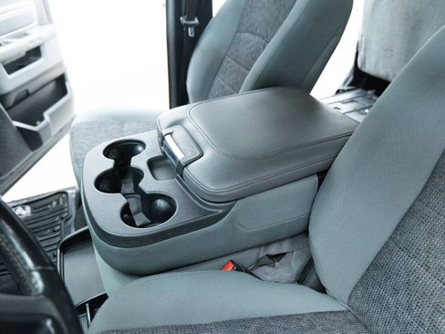 Used 2018 RAM 2500 Big Horn image 34