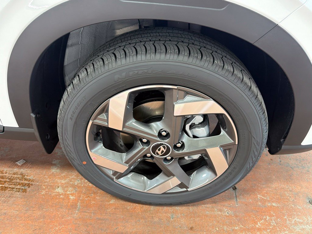 New 2026 Hyundai Venue SEL FWD image 10
