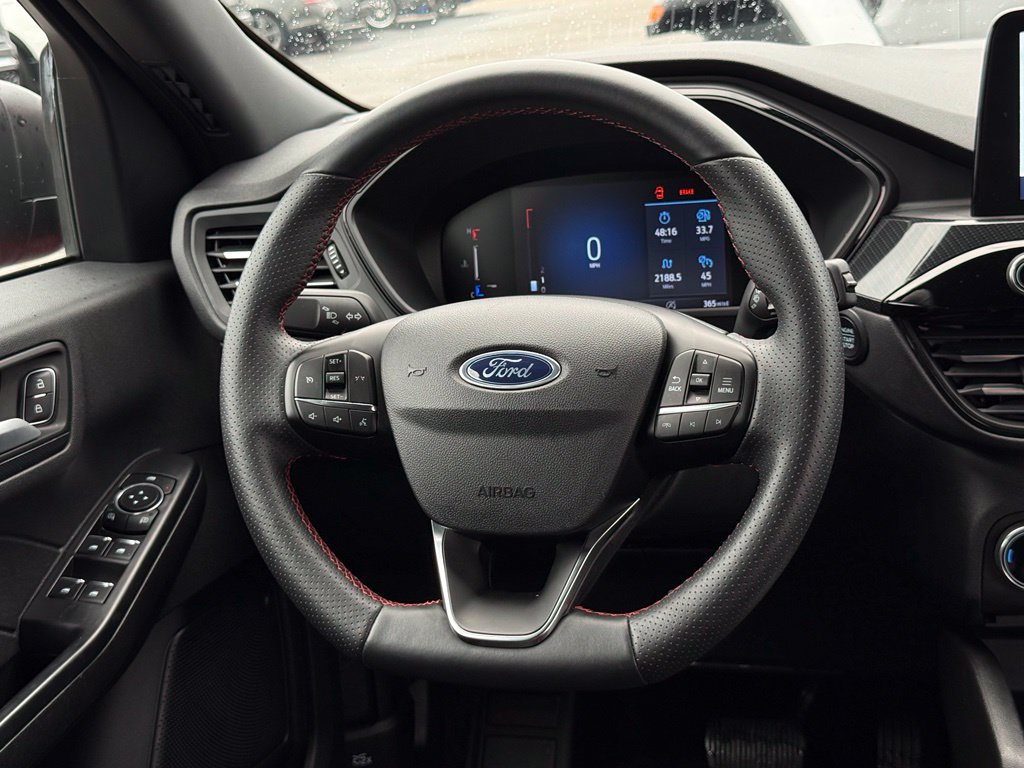 Used 2025 Ford Escape ST-Line AWD/4WD image 6