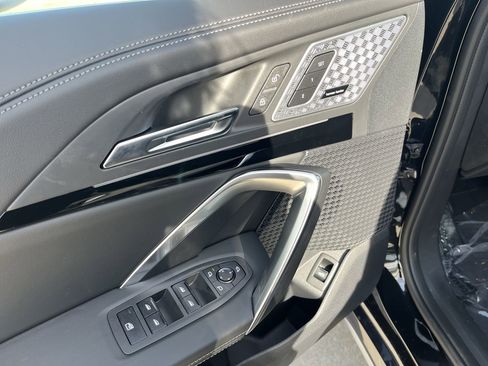 Used 2025 BMW X1 xDrive28i w/ Technology Package image 19