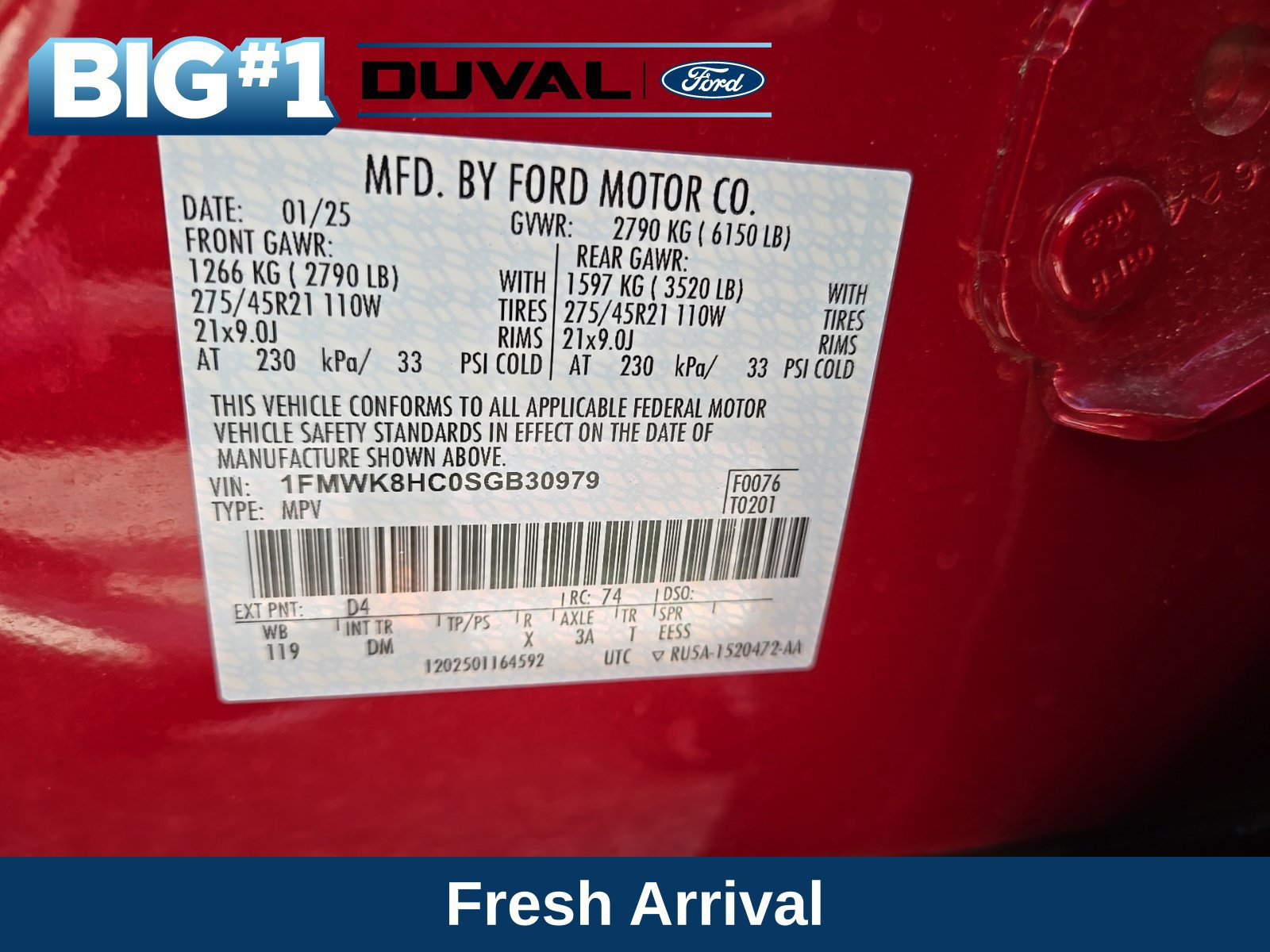 Used 2025 Ford Explorer Platinum w/ Ultimate Package AWD/4WD image 5