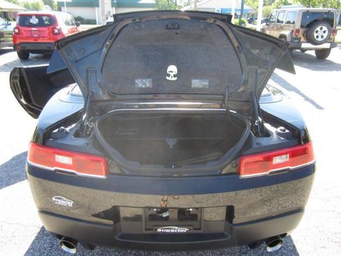 Used 2015 Chevrolet Camaro LT RWD image 28