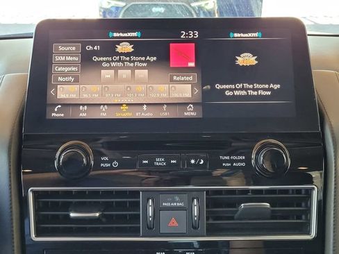 Used 2022 Nissan Armada SL w/ Captain's Chairs Package RWD image 24