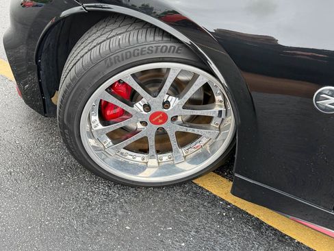 Used 2020 Nissan 370Z NISMO RWD image 11