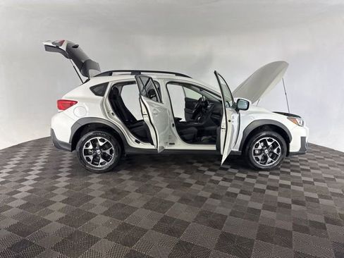 Used 2018 Subaru Crosstrek 2.0i Premium image 16