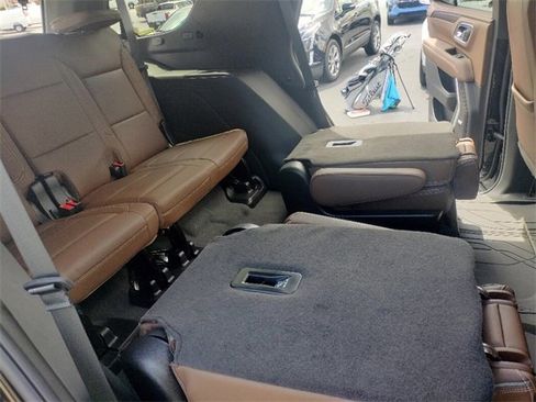 Used 2024 Chevrolet Tahoe High Country image 24