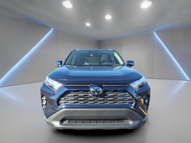 Certified 2022 Toyota RAV4 XLE Premium AWD/4WD image 21