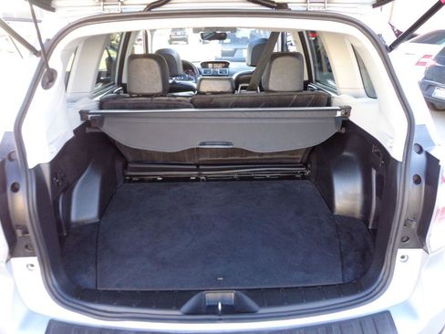 Used 2017 Subaru Forester 2.5i Touring image 20