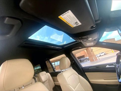 Used 2017 Mercedes-Benz GLS 450 4MATIC image 14