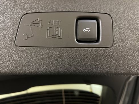 New 2026 Lincoln Corsair Reserve image 38