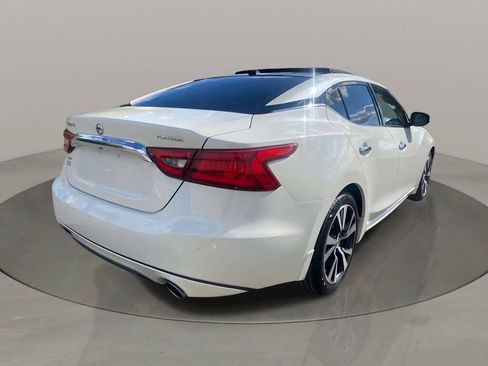 Used 2017 Nissan Maxima Platinum image 6