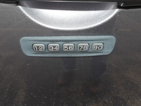 Used 2011 Ford Escape Limited image 17