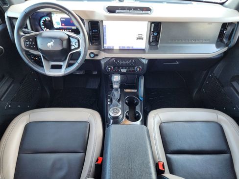 Used 2024 Ford Bronco Wildtrak image 31