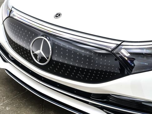 Used 2022 Mercedes-Benz EQS 450+ Sedan image 13