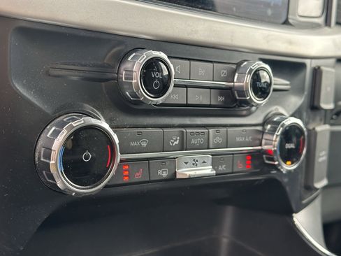 Used 2022 Ford F150 XLT w/ Equipment Group 302A High image 20