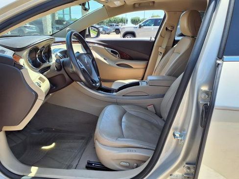 Used 2011 Buick LaCrosse CXL FWD image 18