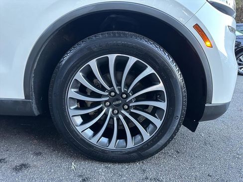 Used 2022 Lincoln Aviator Reserve w/ Elements Package Plus image 7