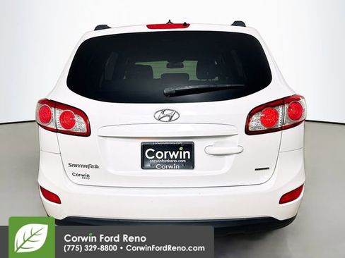 Used 2012 Hyundai Santa Fe GLS image 6