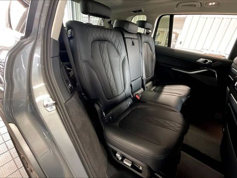 Used 2026 BMW X7 xDrive40i AWD/4WD image 15