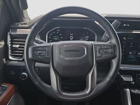 Used 2024 GMC Sierra 2500 Denali Ultimate AWD/4WD image 9