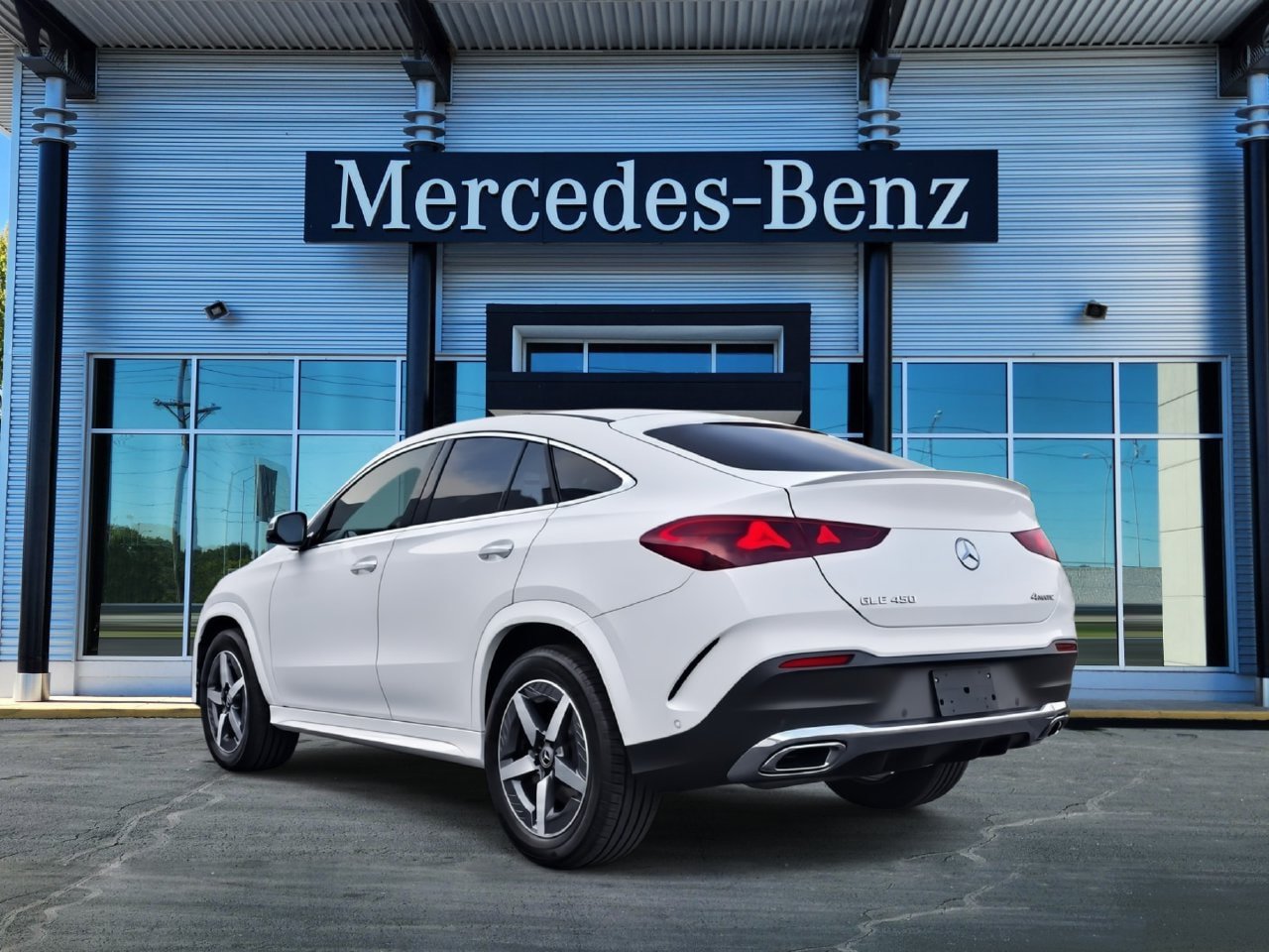 New 2027 Mercedes-Benz GLE 450 4MATIC Coupe image 4