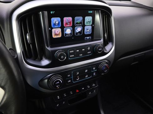 Used 2017 Chevrolet Colorado ZR2 image 28