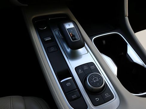 Used 2024 INFINITI QX60 Luxe w/ Performance Audio Package FWD image 29
