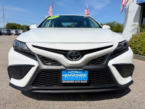 Used 2021 Toyota Camry SE FWD image 10