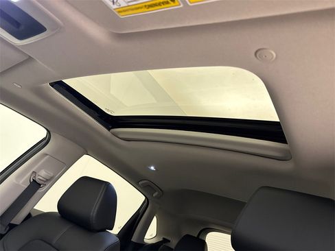 New 2026 Honda HR-V EX-L image 14