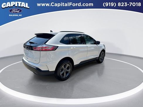 Certified 2023 Ford Edge SEL w/ Sport Appearance Package image 8