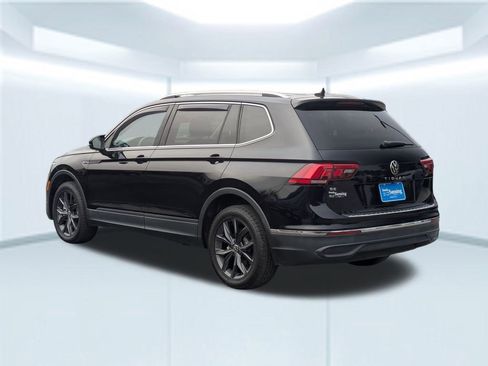 Used 2022 Volkswagen Tiguan SE image 4