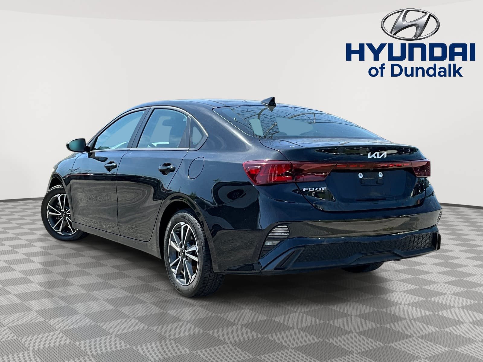 Used 2024 Kia Forte LXS FWD image 4