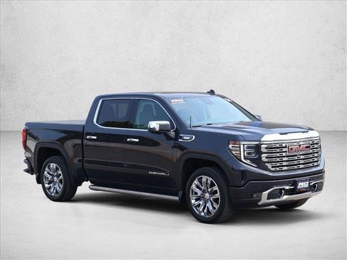 Used 2024 GMC Sierra 1500 Denali w/ Denali Reserve Package AWD/4WD image 3