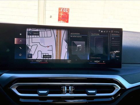 Used 2024 BMW 330i xDrive 330i xDrive w/ Convenience Package image 13