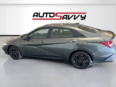 Used 2026 Hyundai Elantra Sport w/ Cargo Package FWD image 4