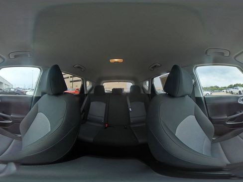 Used 2025 Kia Soul LX w/ LX Technology Package FWD image 40