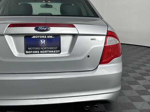 Used 2011 Ford Fusion SE image 12