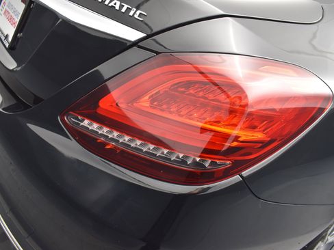 Used 2019 Mercedes-Benz C 300 4MATIC Sedan w/ Premium Package image 7