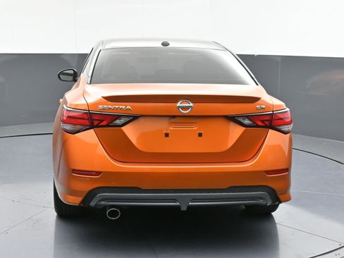 Used 2023 Nissan Sentra SR w/ SR Premium Package image 7