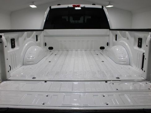New 2026 Ford F250 Platinum AWD/4WD image 22