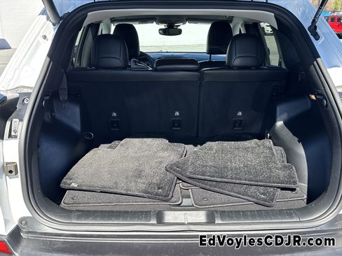 Used 2022 Jeep Cherokee Latitude Lux image 23