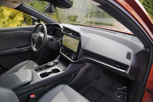 Used 2024 Lexus RZ 450e Premium w/ Technology Package AWD/4WD image 19