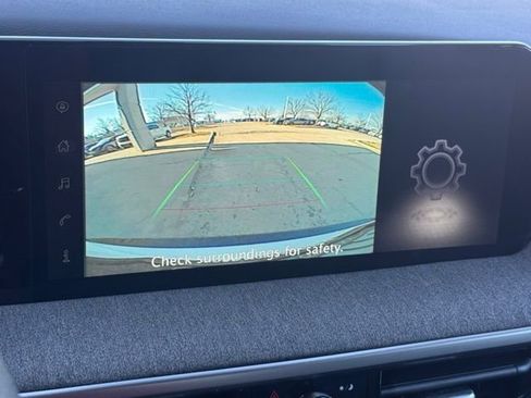 Certified 2025 Nissan Kicks SV image 34