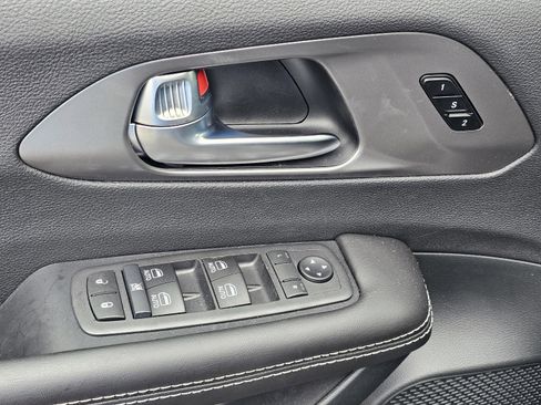 New 2026 Chrysler Pacifica Select image 15