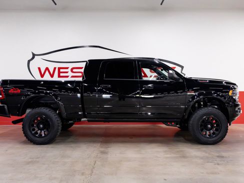 Used 2020 RAM 2500 Limited image 2