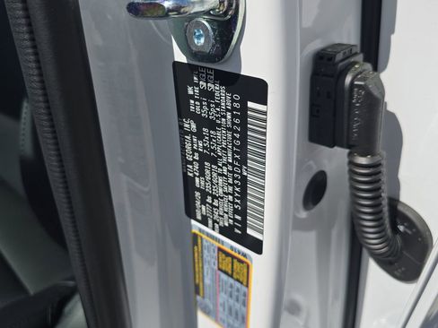 New 2026 Kia Sportage EX image 33