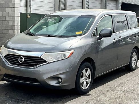 Used 2015 Nissan Quest SV image 2