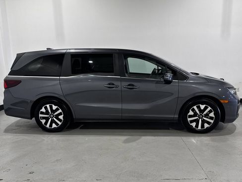 Used 2025 Honda Odyssey EX-L image 22